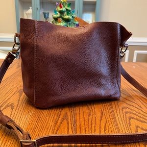 Portland Leather Goods. Crossbody, bucket bag.